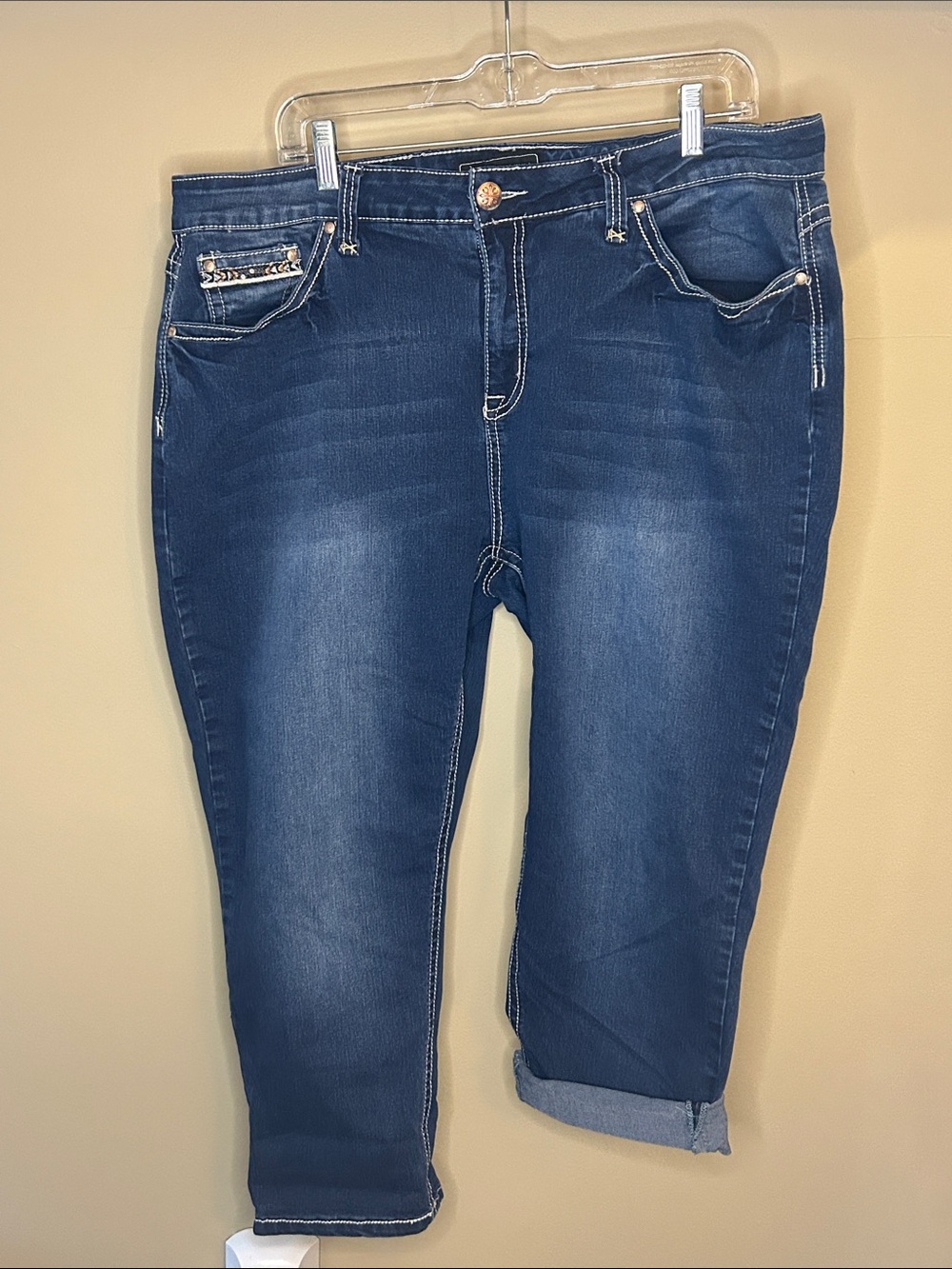 Women’s Indigo Cropped Stretch Jean Capris - Classic Fit